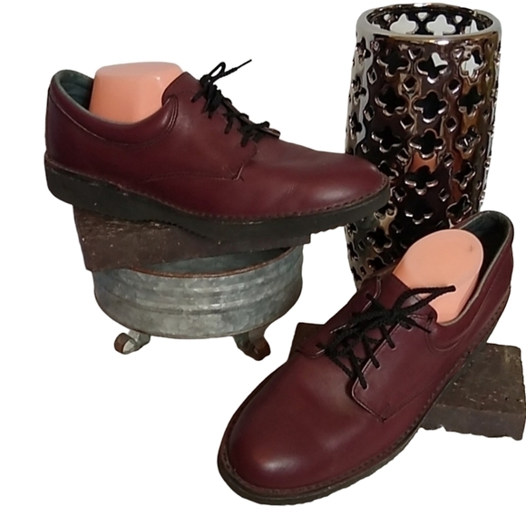 BROWN Lightweight Men's Oxford Dress Shoes Size 10 - Eva Tech - Picture 1 of 9